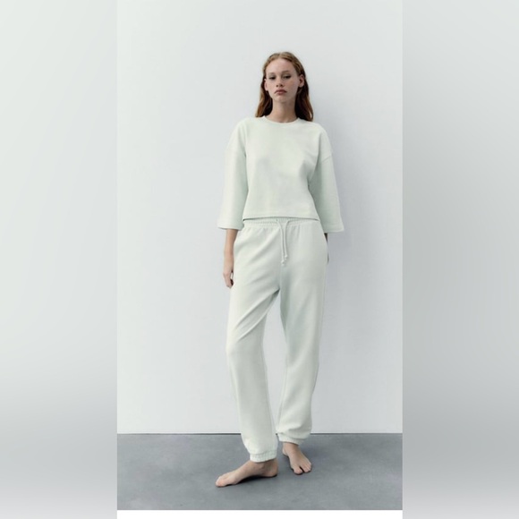 Zara Tops - Zara jogger pants and top